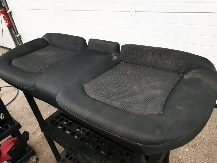 Nettoyage banquette siège (avant)