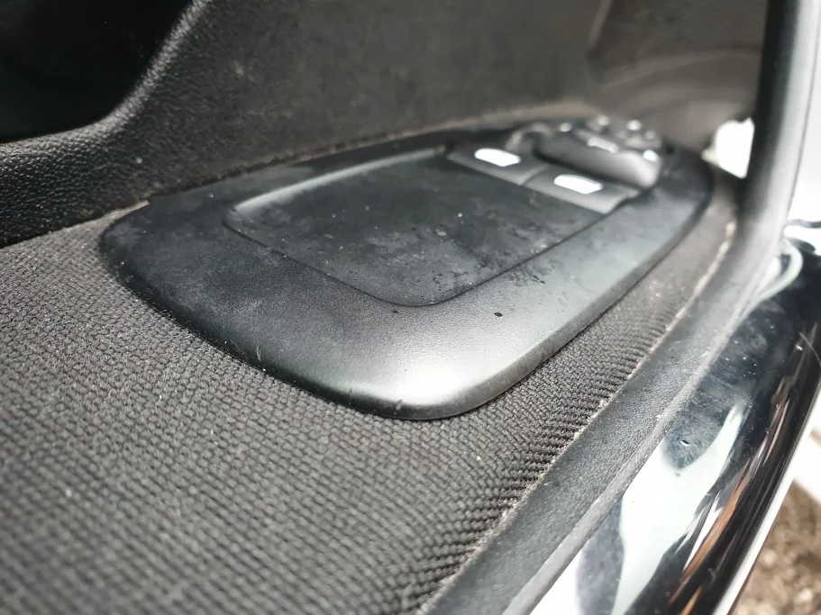 Nettoyage panneau de porte (avant)