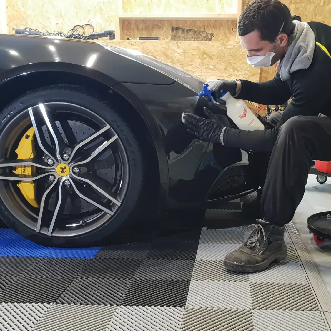 Lavage et soins complet, la cure de jouvence pour votre voiture de luxe ou de collection